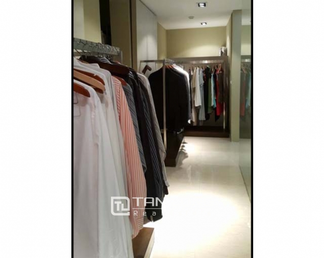 2 bedroom duplex with full furnishings for sale in P1 Ciputra, Tay Ho, Hanoi 9