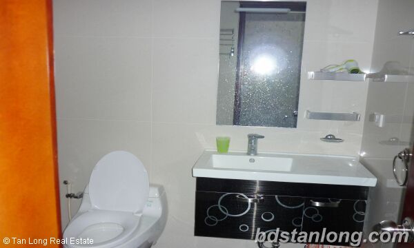 2 bedrooms apartment for rent in Vimeco building, Cau Giay 5