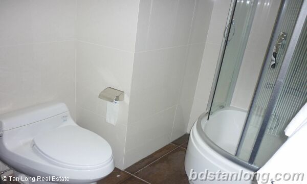 2 bedrooms apartment for rent in Vimeco building, Cau Giay 10