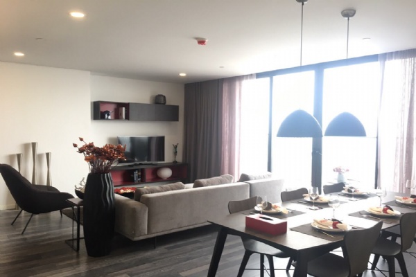 3BR EXECUTIVE APARTMENT FOR RENT