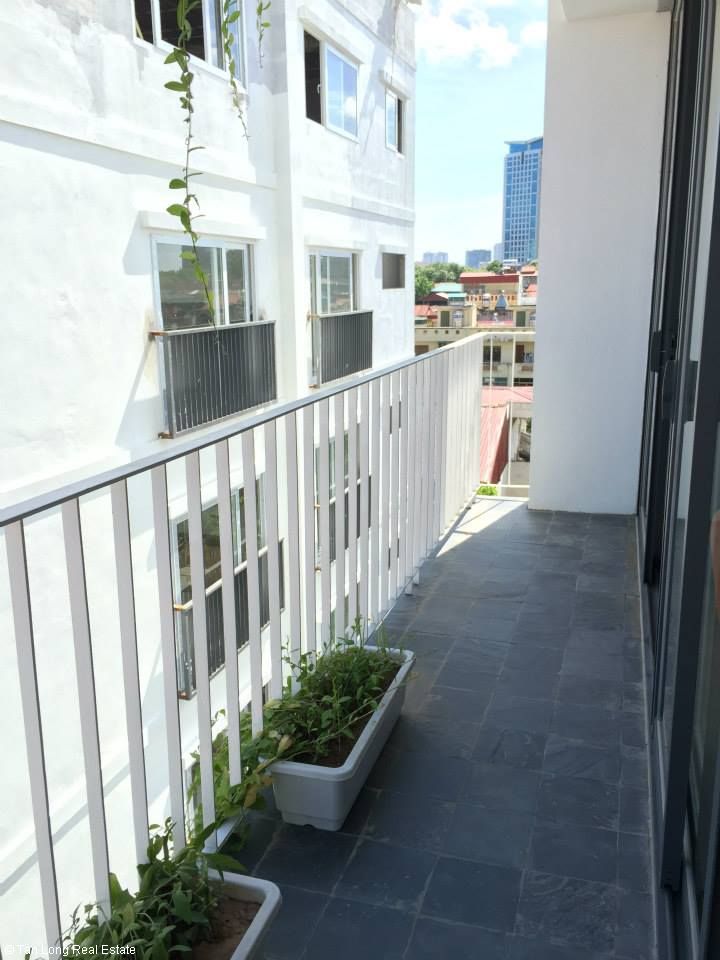 7th floor service apartment in highrise building of Kim Ma street, Ba Dinh district. 3