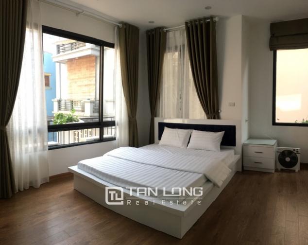 A 1-bedroom apartment for rent on Xuan Dieu street, Tay Ho district! 5