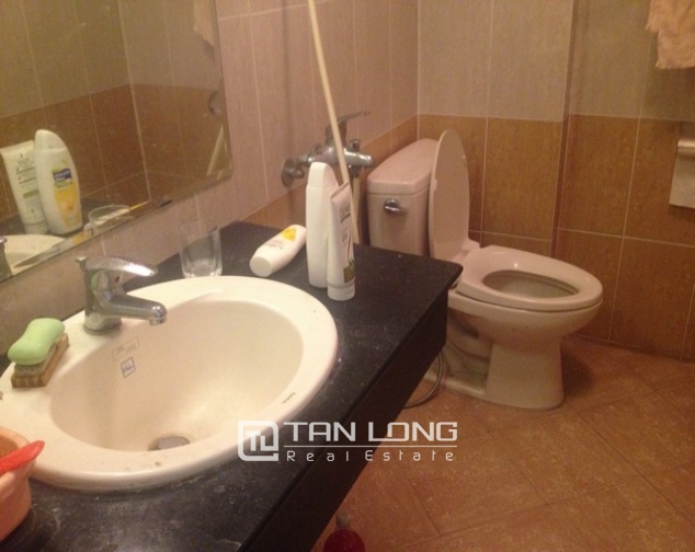 A nice house in Hoang Quoc Viet street, Cau Giay, Ha noi for lease 8