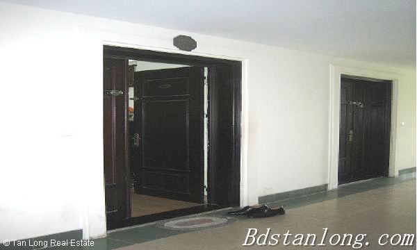 Apartment for lease at 671 Hoang Hoa Tham street 1