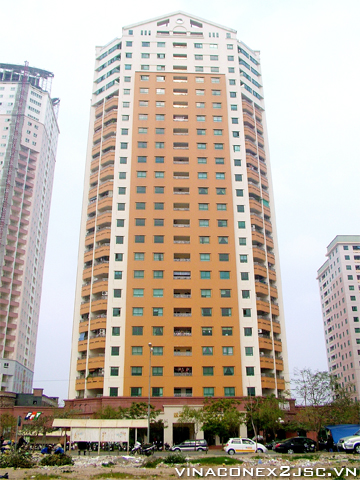Apartment for rent at 24T2 Trung Hoa Nhan Chinh, well equipped