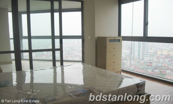 Apartment for rent in 671 Hoang Hoa Tham, Ba Dinh district. 7