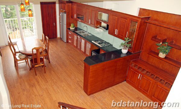 Apartment for rent in Hai Ba Trung district. 4
