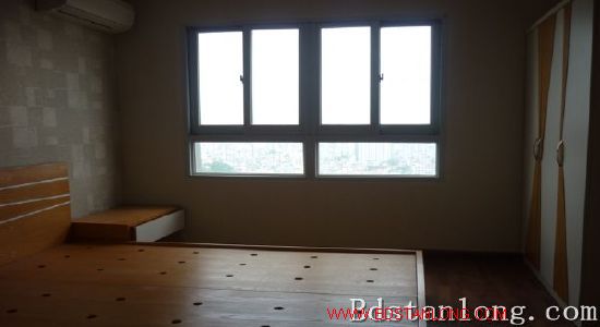 Apartment for rent in Mipec Tower Hanoi 1