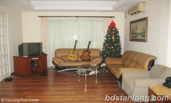 Apartment in Lo Duc, Dong Da, Ha Noi for rent 3