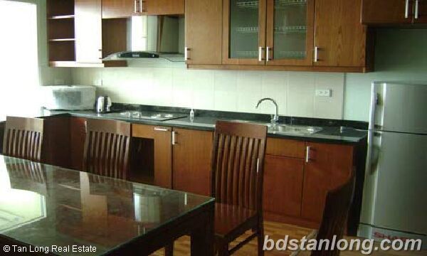 Apartment in Thuy Khue building, Tay Ho for rent. 2