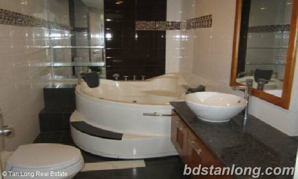Apartment in Vuon Dao, Tay Ho for rent. 5