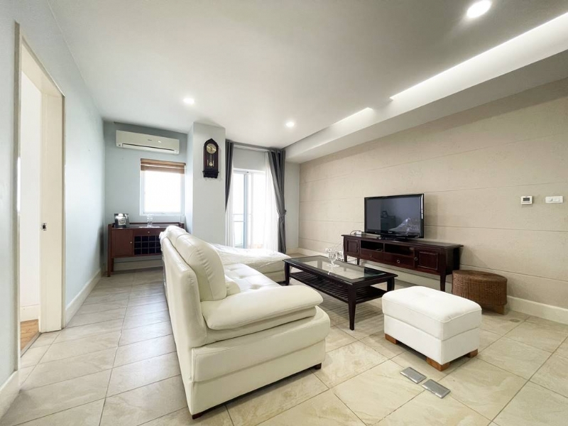 Awesome lakeview apartment for rent in Golden Westlake 4