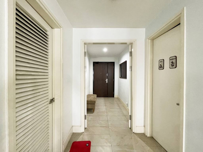 Awesome lakeview apartment for rent in Golden Westlake 7