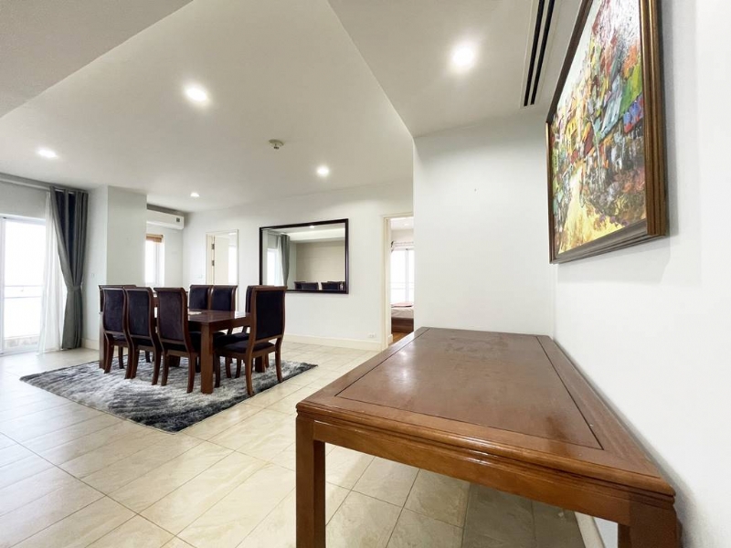 Awesome lakeview apartment for rent in Golden Westlake 11