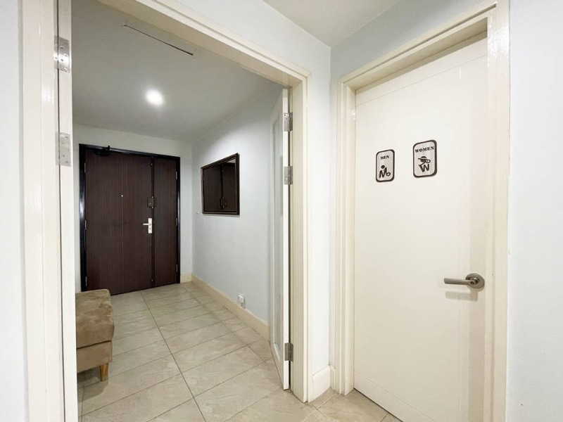 Awesome lakeview apartment for rent in Golden Westlake 9