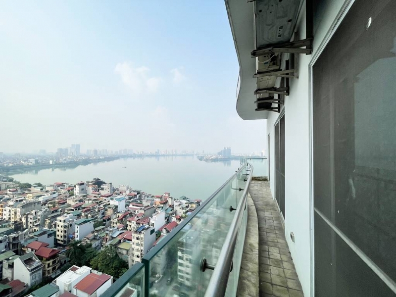 Awesome lakeview apartment for rent in Golden Westlake 38
