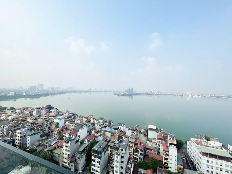 Awesome lakeview apartment for rent in Golden Westlake 43