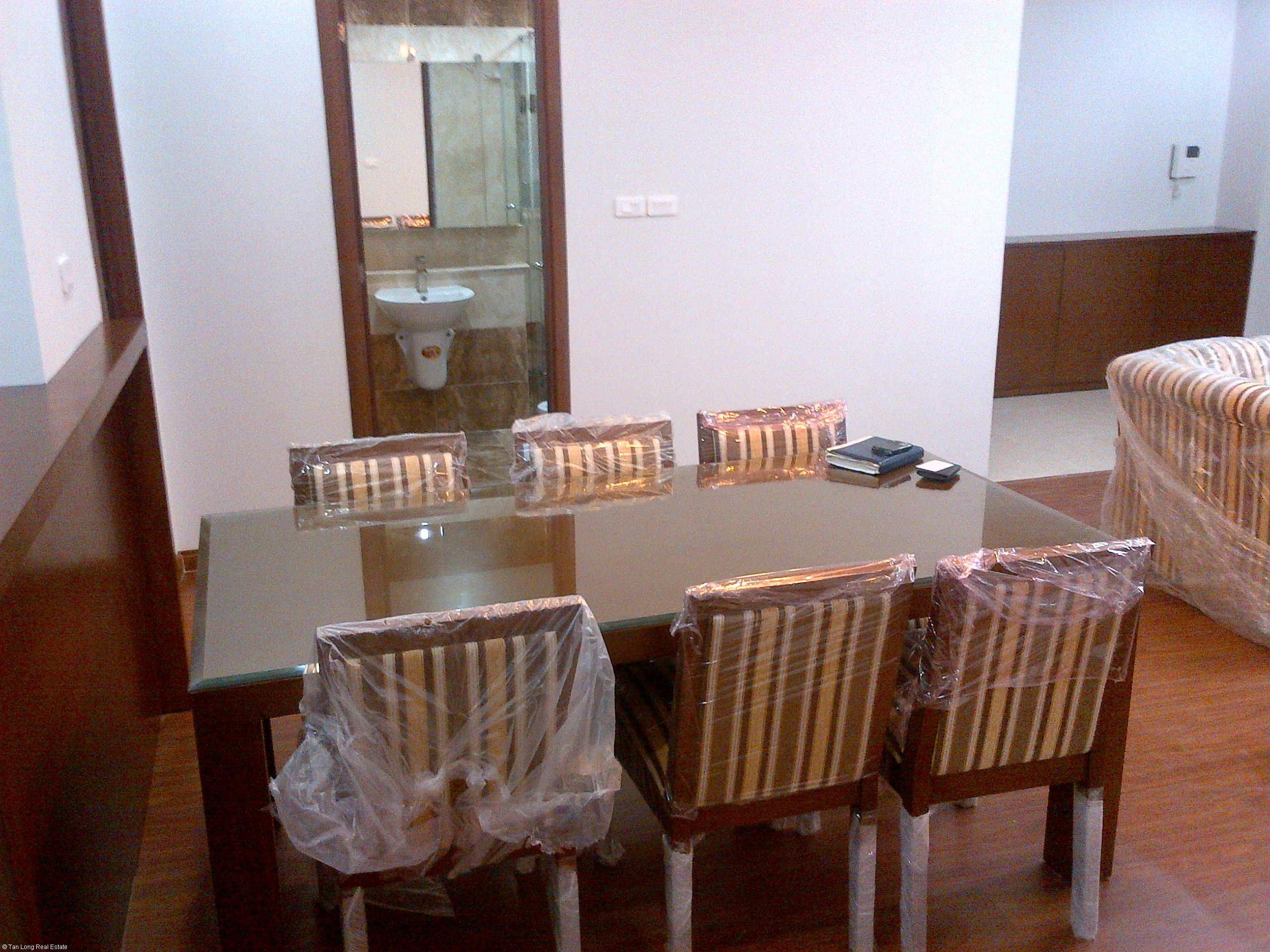 Brand new 2 bedroom apartment for rent in Star Tower, Cau Giay, Hanoi 4