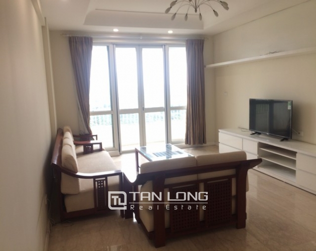 Bright and spacious 4 bedroom apartment for rent in P2 Ciputra 3