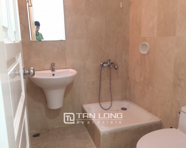 Bright and spacious 4 bedroom apartment for rent in P2 Ciputra 8