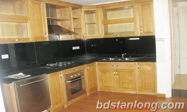Ciputra penthouse for lease 4