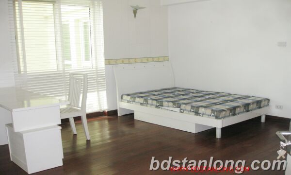 Ciputra penthouse for lease 8