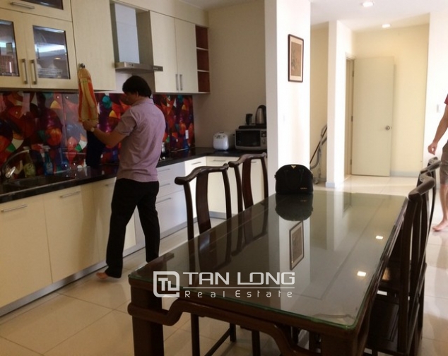 Glamorous apartment at Richland Southern in Cau Giay district for lease 2