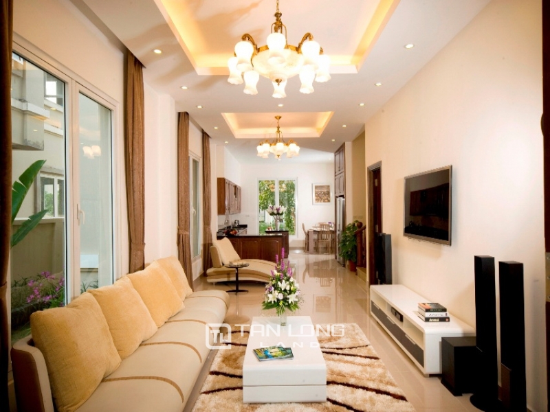 Governmental 3 bedroom apartment for rent in Vinhomes Symphony project, view Dinosaur park super nice, cheapest price in the market 1
