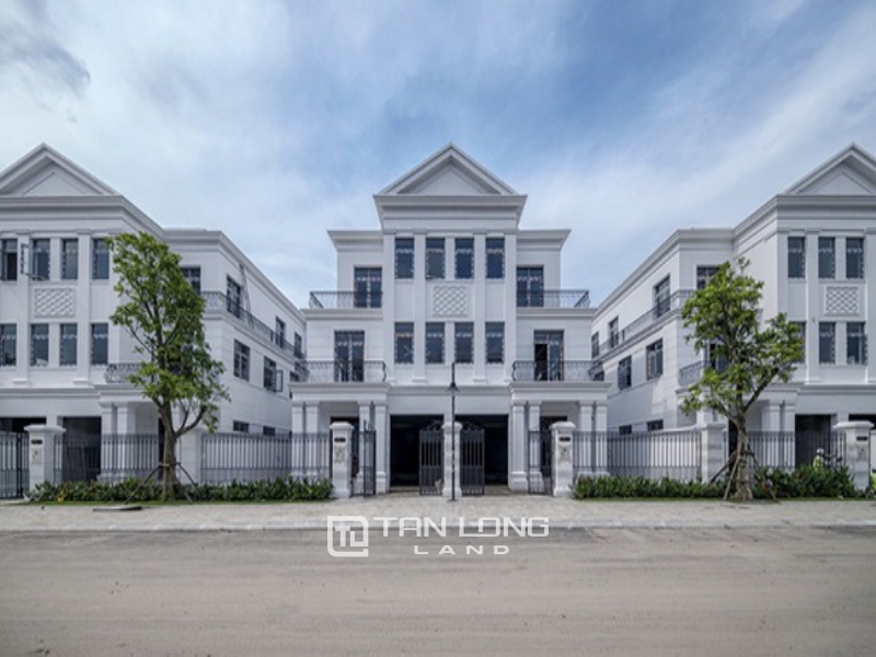 Hot, semi-detached house, fully furnished, 96m2, Vinhomes The Harmony, has window, 200m from the lake 1