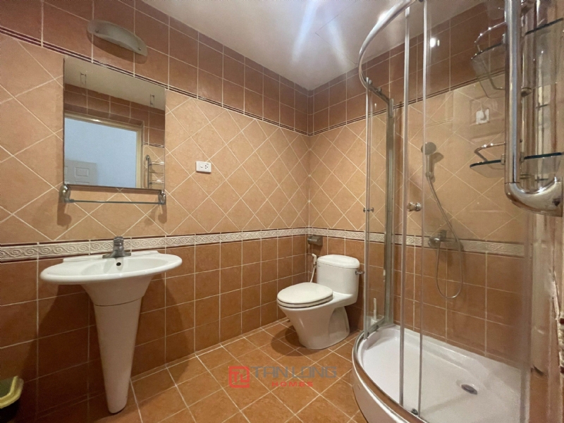 House on Xuan Dieu street for rent. 2