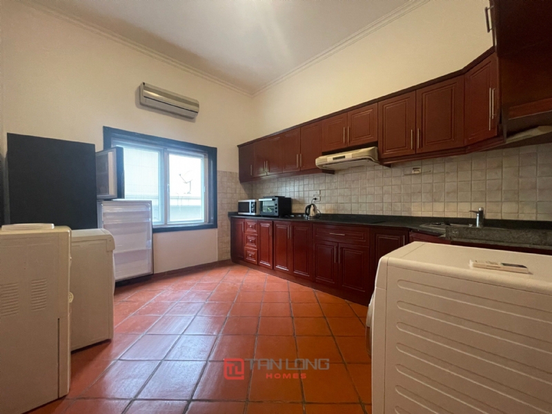 House on Xuan Dieu street for rent. 6