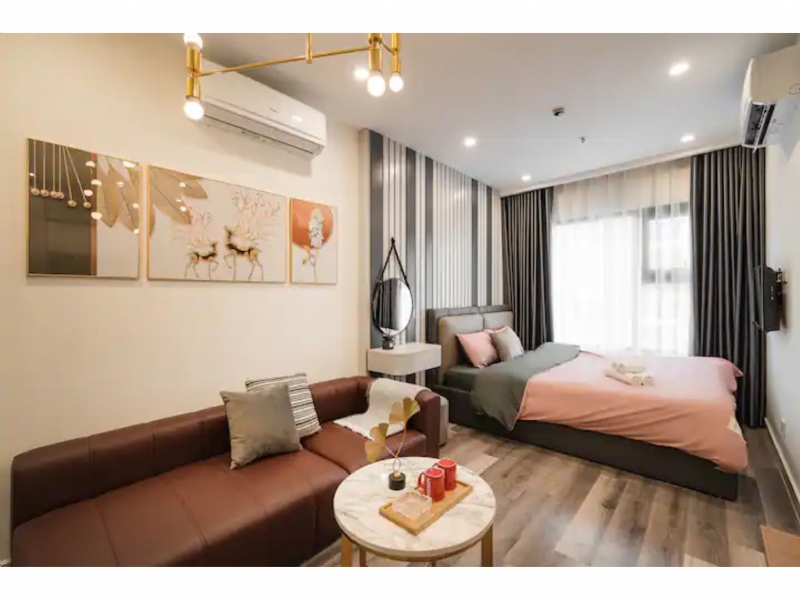 Lake view 2 bedrooms apartment for rent in D.eldorado, Phu Thuong tower 3
