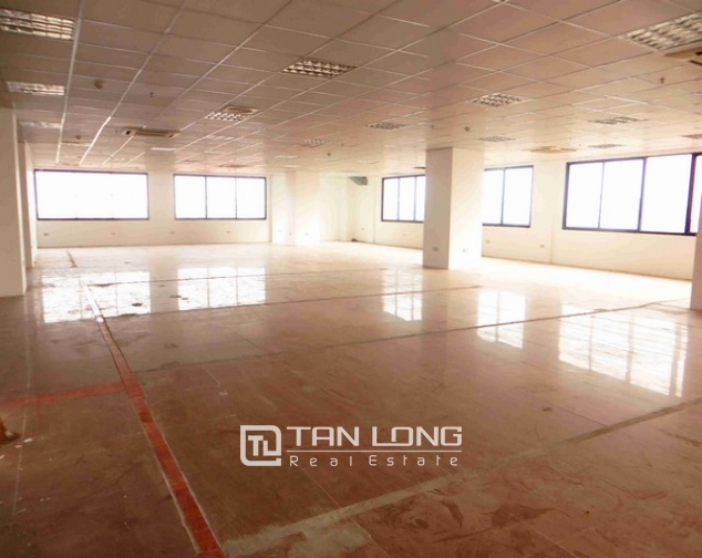 Large office in Doi can street, Ba dinh dist, Hanoi for lease 6