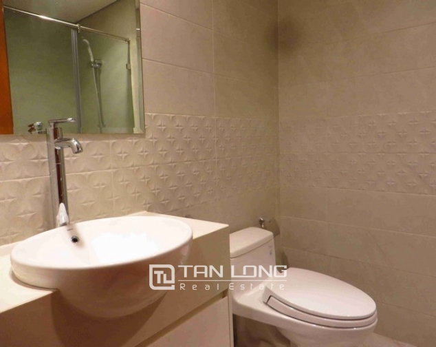 Majestic Vinhomes 54 Nguyen Chi Thanh condominium, Dong Da dist , Hanoi for lease 1