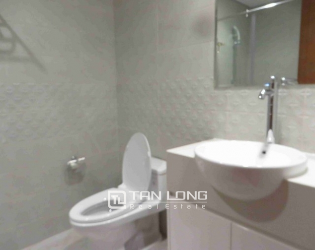 Majestic Vinhomes 54 Nguyen Chi Thanh condominium, Dong Da dist , Hanoi for lease 2