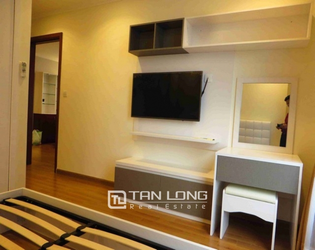Majestic Vinhomes 54 Nguyen Chi Thanh condominium, Dong Da dist , Hanoi for lease 7