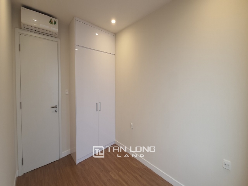 Moden 2-bedroom apartment for rent in Kosmo Tay Ho, Ha Noi 7