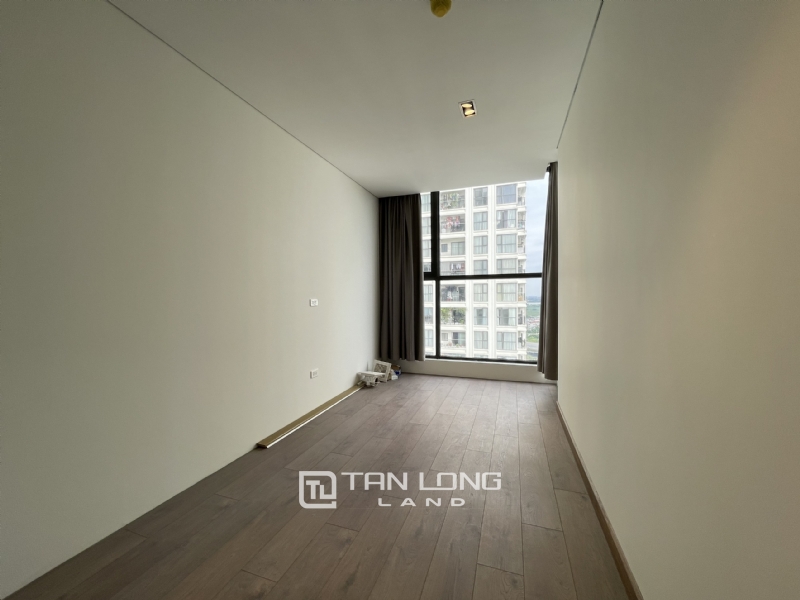 Newly furnished 3 bedroom apartment for rent in R1 building Sunshine Riverside 4