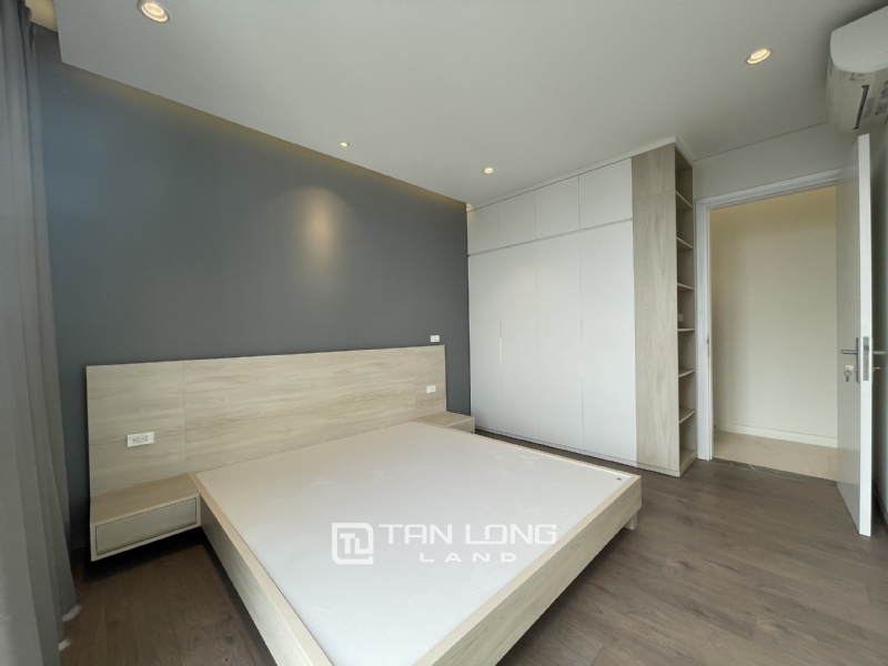 Newly furnished 3 bedroom apartment for rent in R1 building Sunshine Riverside 5