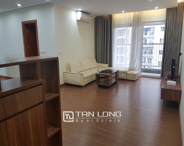Nice apartment in Golden Palace, Me Tri, Hanoi for rent 1