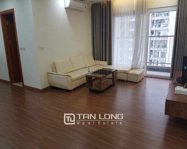 Nice apartment in Golden Palace, Me Tri, Hanoi for rent 2