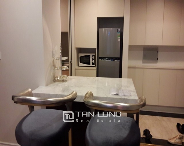Nice apartment in Hoang Thanh building for rent. 2