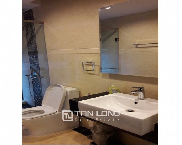 Nice apartment in Hoang Thanh building for rent. 4