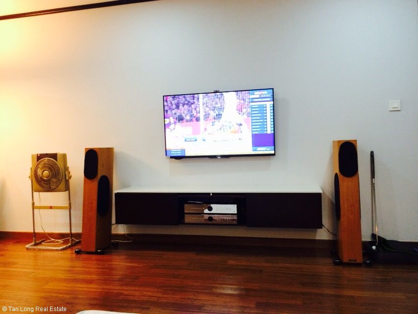 Nice studio apartment for rent in Starcity Le Van Luong 600 1