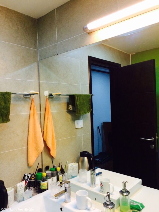 Nice studio apartment for rent in Starcity Le Van Luong 600 10