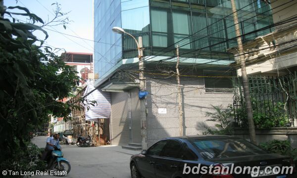Office for rent in Lang Ha, Dong Da, Ha Noi. 2