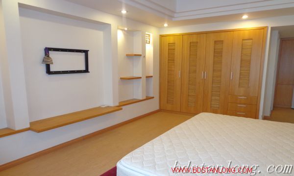 Rental apartment in Kinh Do Tower 93 Lo Duc. 4