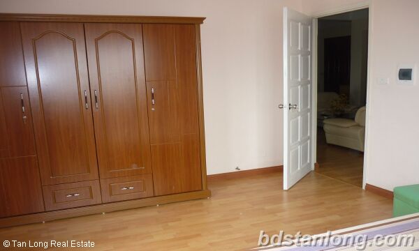 Rental apartment in Vimeco building, Cau Giay, Ha Noi 3