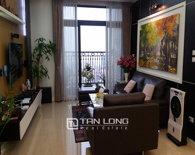 Rental apartment nice 3 bedrooms middle floor R1 building in Royal City 2