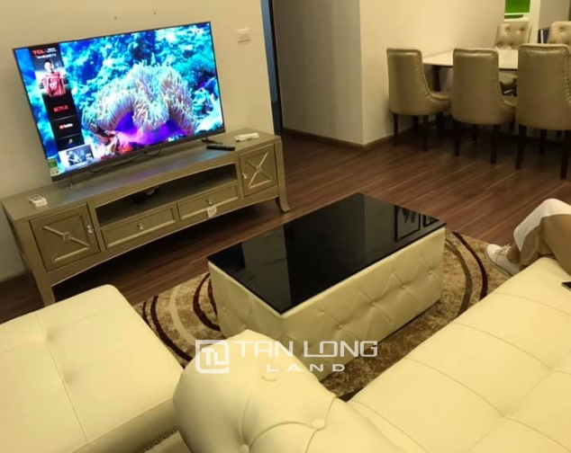 Royal furnishing 3 bedroom apartment for lease in N01-T5 Diplomatic Corps 3